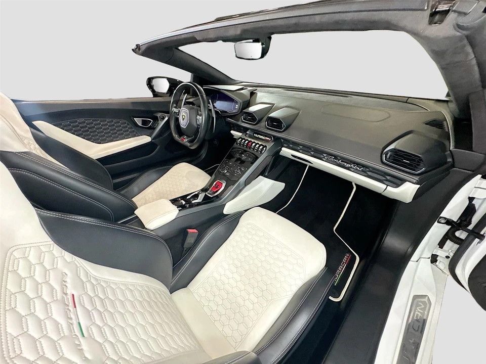 2018 Lamborghini Huracan LP580-2 - Image 14 of 14