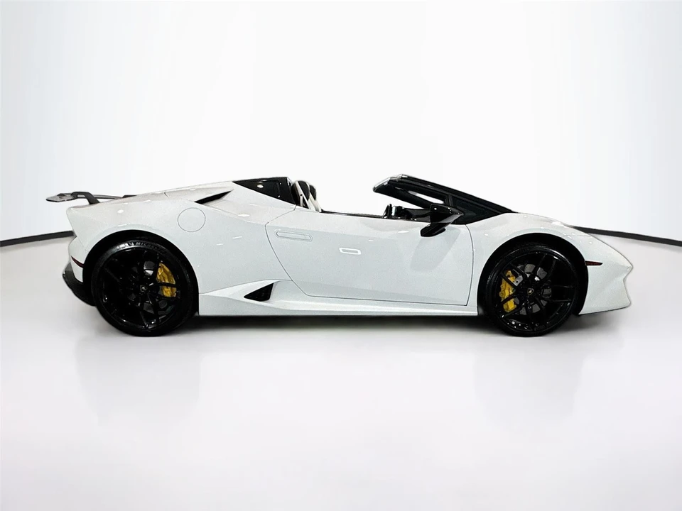 2018 Lamborghini Huracan LP580-2 - Image 26 of 31