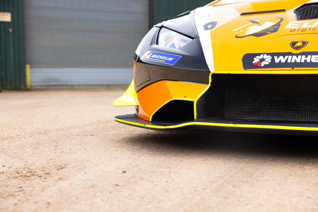 2018 Lamborghini Huracan - Image 11 of 31