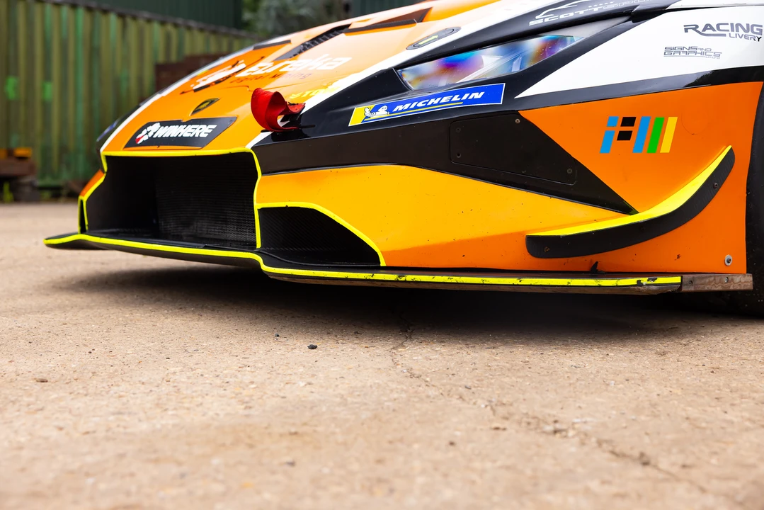 2018 Lamborghini Huracan - Image 12 of 31
