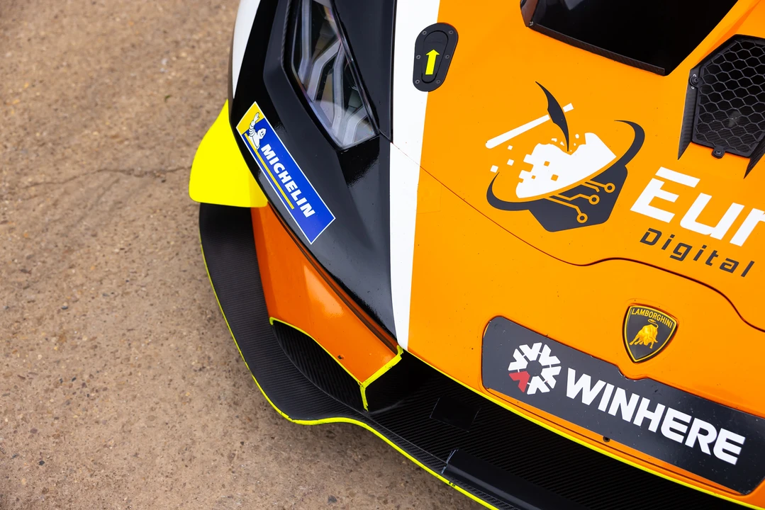 2018 Lamborghini Huracan - Image 17 of 31