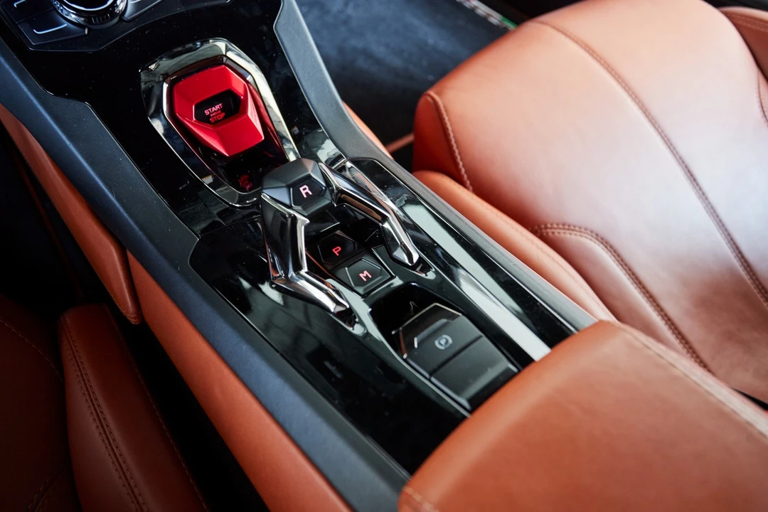 2018 Lamborghini Huracan - Image 25 of 31