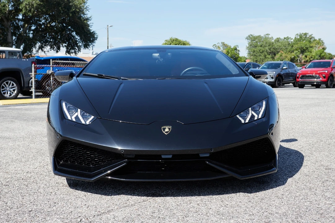 2018 Lamborghini Huracan - Image 11 of 31