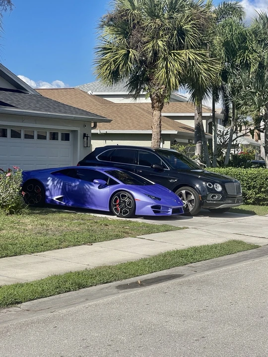 2018 Lamborghini Huracan - Image 2 of 10