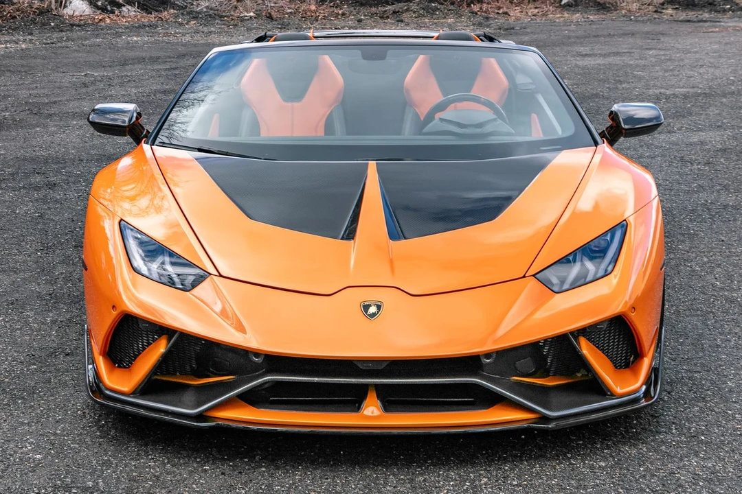 2018 Lamborghini Huracan LP580-2 - Image 2 of 16