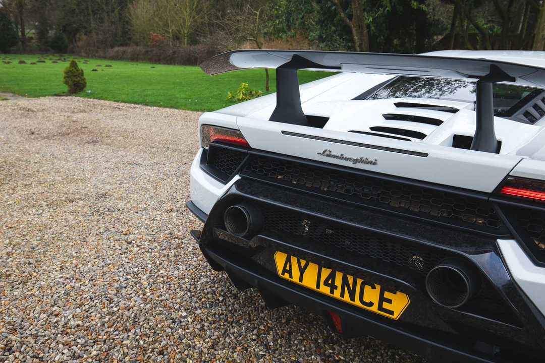 2018 Lamborghini Huracan LP640-4 Performante - Image 18 of 31