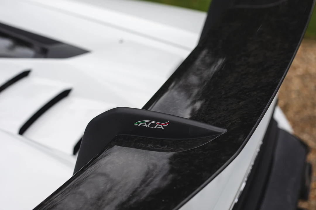 2018 Lamborghini Huracan LP640-4 Performante - Image 20 of 31
