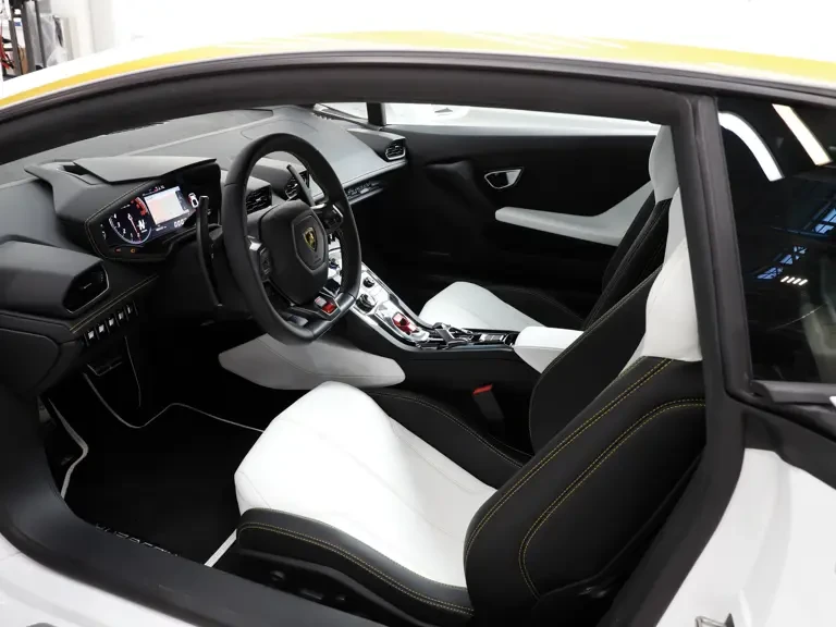 2018 Lamborghini Huracan LP580-2 - Image 8 of 21