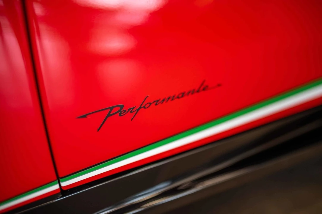 2018 Lamborghini Huracan LP640-4 Performante - Image 12 of 17