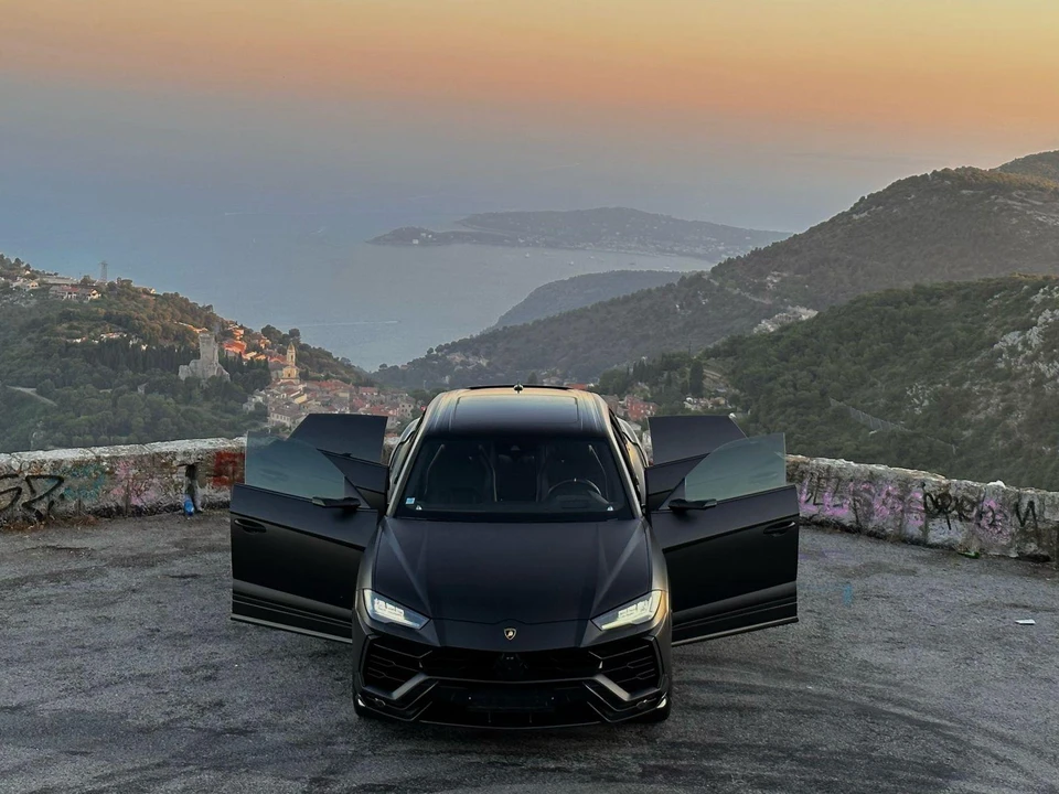 2018 Lamborghini Urus - Image 11 of 31
