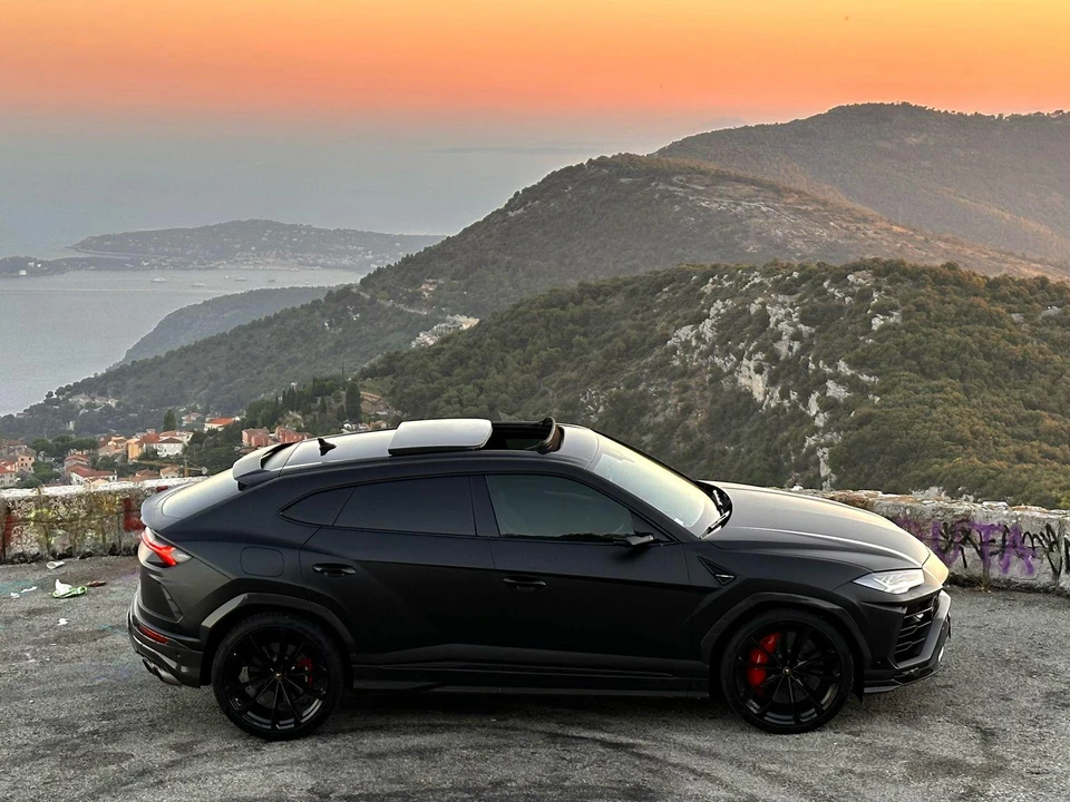 2018 Lamborghini Urus - Image 5 of 31