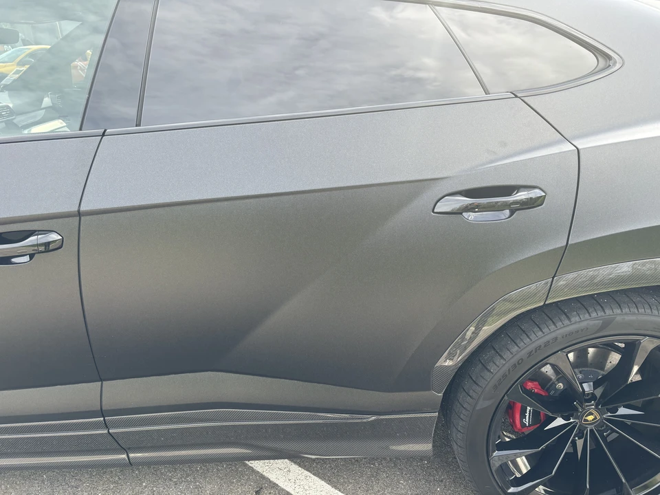 2018 Lamborghini Urus - Image 28 of 31