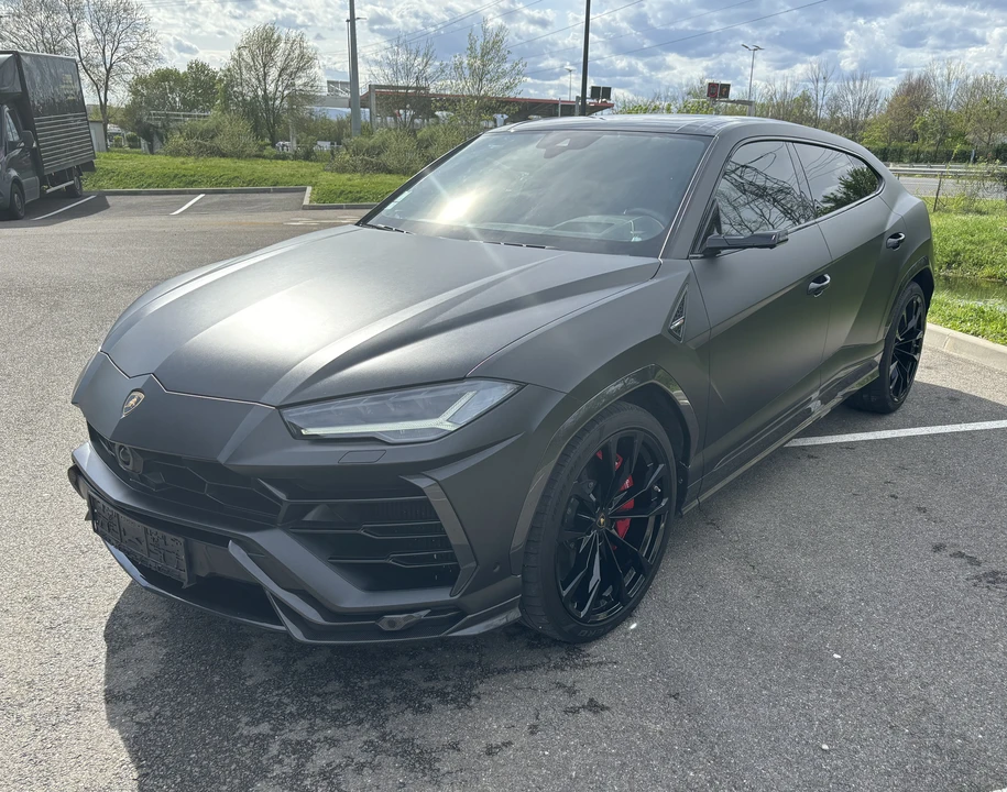 2018 Lamborghini Urus - Image 16 of 31