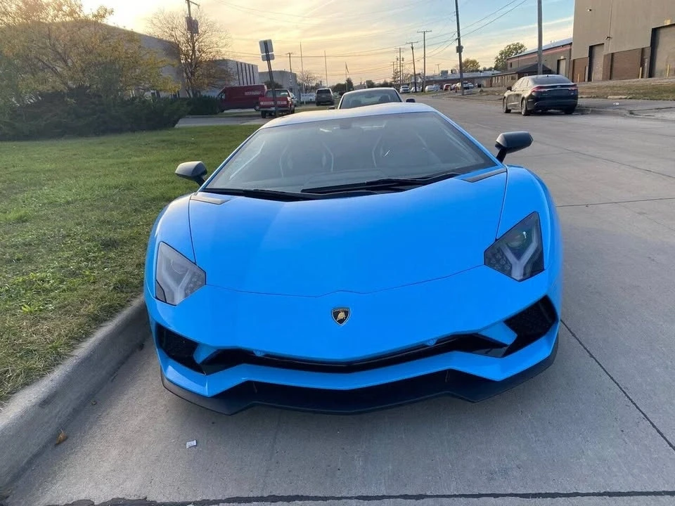 2018 Lamborghini Aventador - Image 3 of 10
