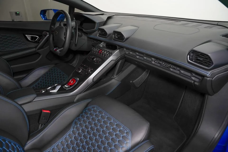 2018 Lamborghini Huracan LP580-2 - Image 8 of 14