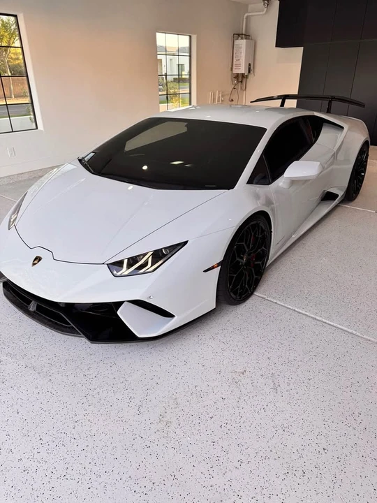2018 Lamborghini Huracan - Image 3 of 12