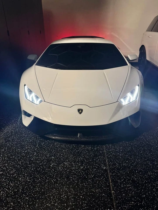 2018 Lamborghini Huracan - Image 4 of 12