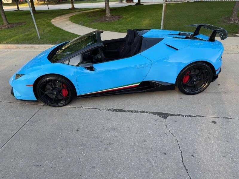 2018 Lamborghini Huracan - Image 16 of 20