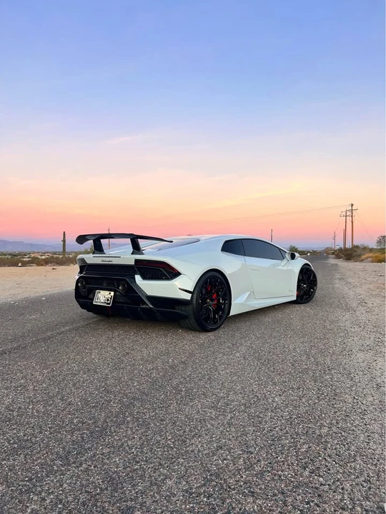 2018 Lamborghini Huracan - Image 5 of 12