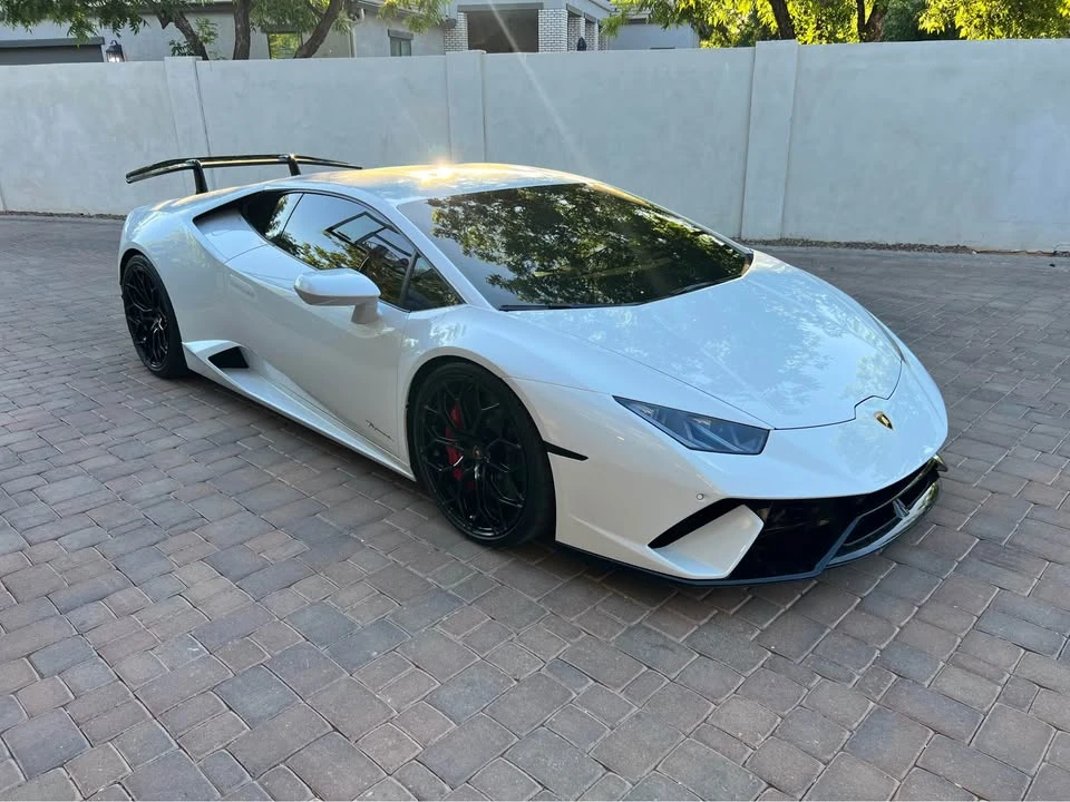 2018 Lamborghini Huracan - Image 7 of 12