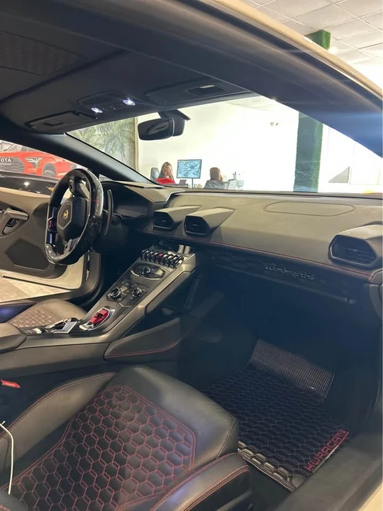 2018 Lamborghini Huracan LP610-4 - Image 4 of 20
