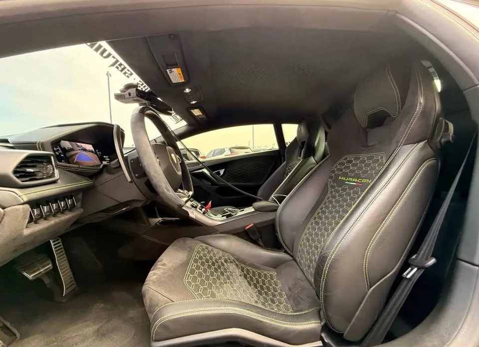 2018 Lamborghini Huracan LP580-2 - Image 9 of 20