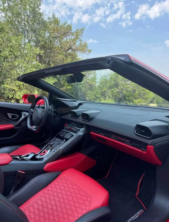 2018 Lamborghini Huracan LP580-2 - Image 15 of 18