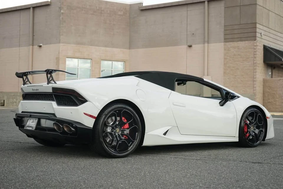 2018 Lamborghini Huracan LP580-2 - Image 16 of 19