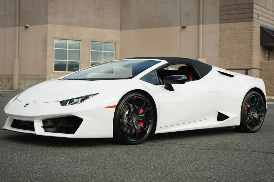 2018 Lamborghini Huracan LP580-2 - Image 6 of 19