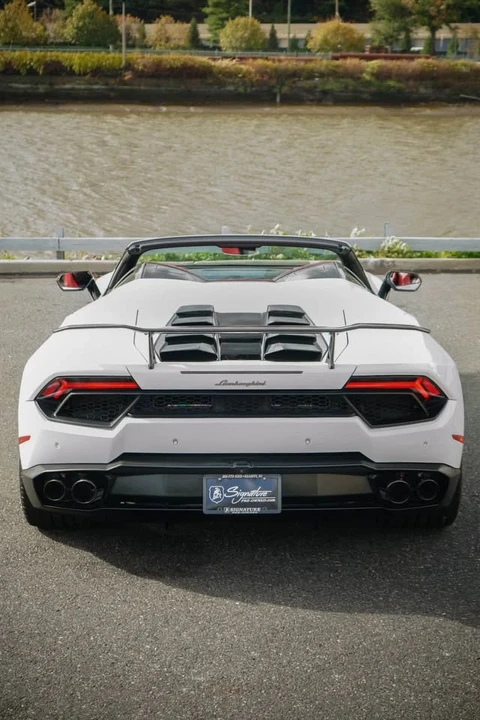 2018 Lamborghini Huracan LP580-2 - Image 7 of 18
