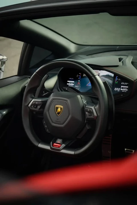 2018 Lamborghini Huracan LP580-2 - Image 3 of 18