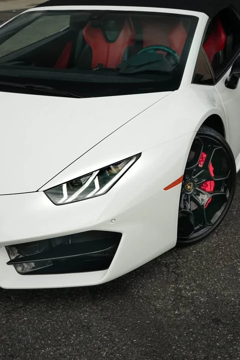 2018 Lamborghini Huracan LP580-2 - Image 14 of 18