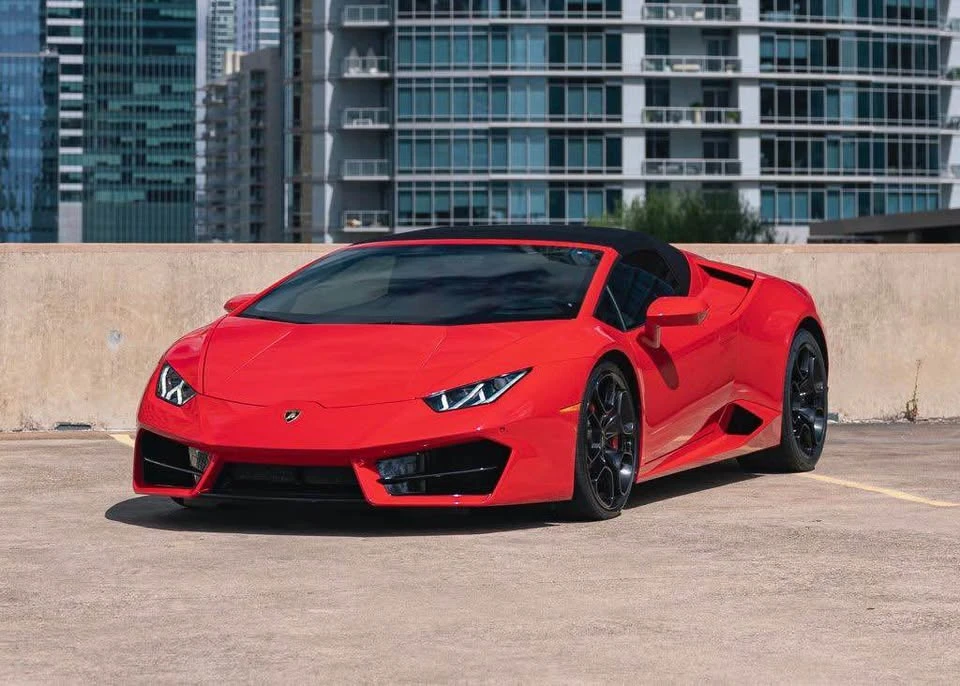 2018 Lamborghini Huracan LP580-2 - Image 2 of 13