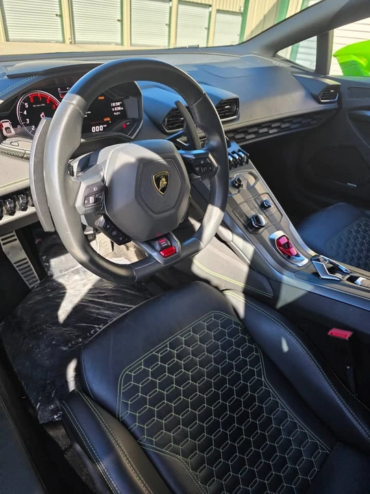 2018 Lamborghini Huracan LP580-2 - Image 6 of 7