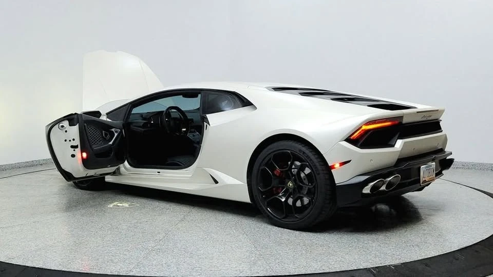 2018 Lamborghini Huracan LP580-2 - Image 10 of 20