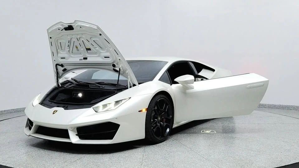2018 Lamborghini Huracan LP580-2 - Image 9 of 20