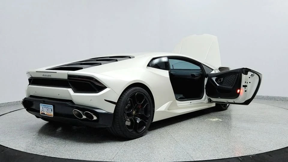 2018 Lamborghini Huracan LP580-2 - Image 11 of 20
