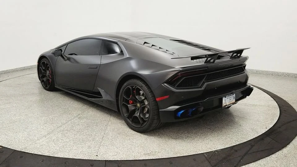 2018 Lamborghini Huracan LP580-2 - Image 2 of 20