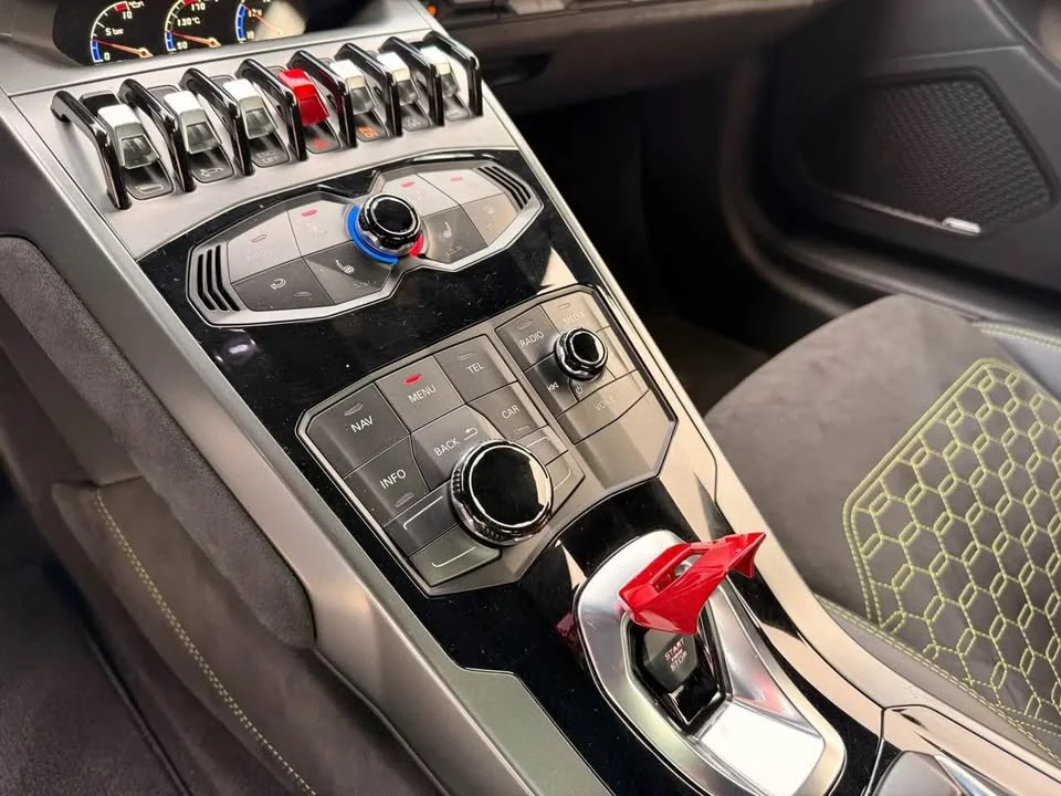 2018 Lamborghini Huracan LP580-2 - Image 12 of 20