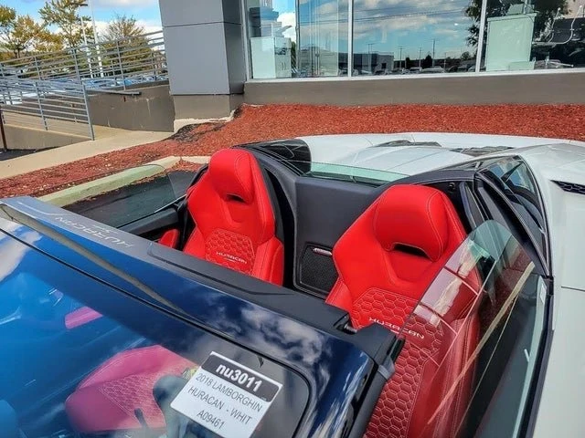 2018 Lamborghini Huracan LP580-2 - Image 8 of 18