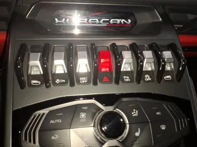 2018 Lamborghini Huracan LP580-2 - Image 8 of 10