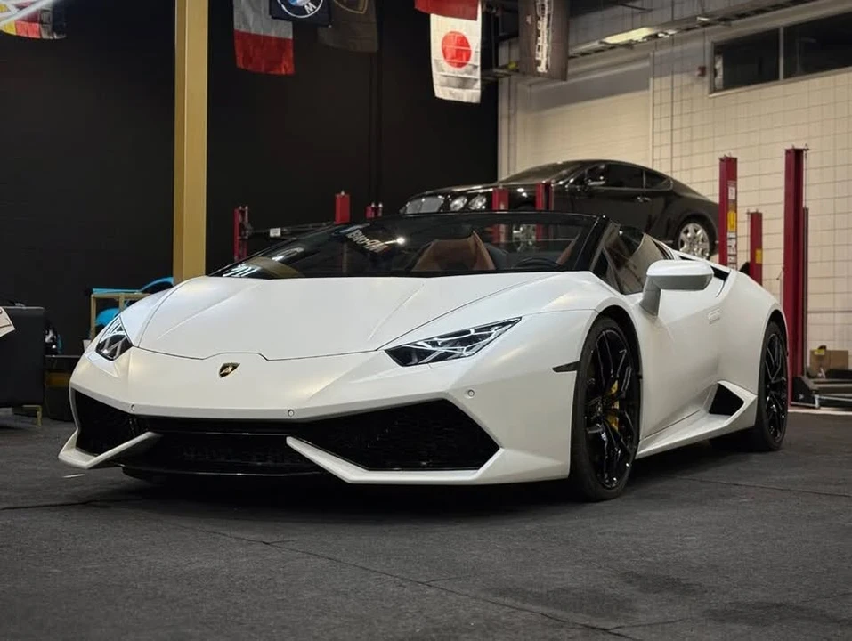 2018 Lamborghini Huracan LP610-4 - Image 2 of 13