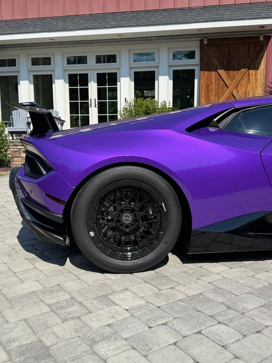 2018 Lamborghini - Image 9 of 14