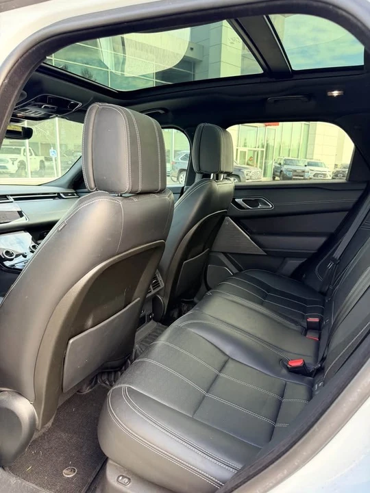 2018 Land Rover Range Rover Velar - Image 11 of 11