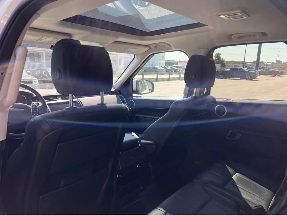 2018 Land Rover Discovery 5th Gen - Image 6 of 13