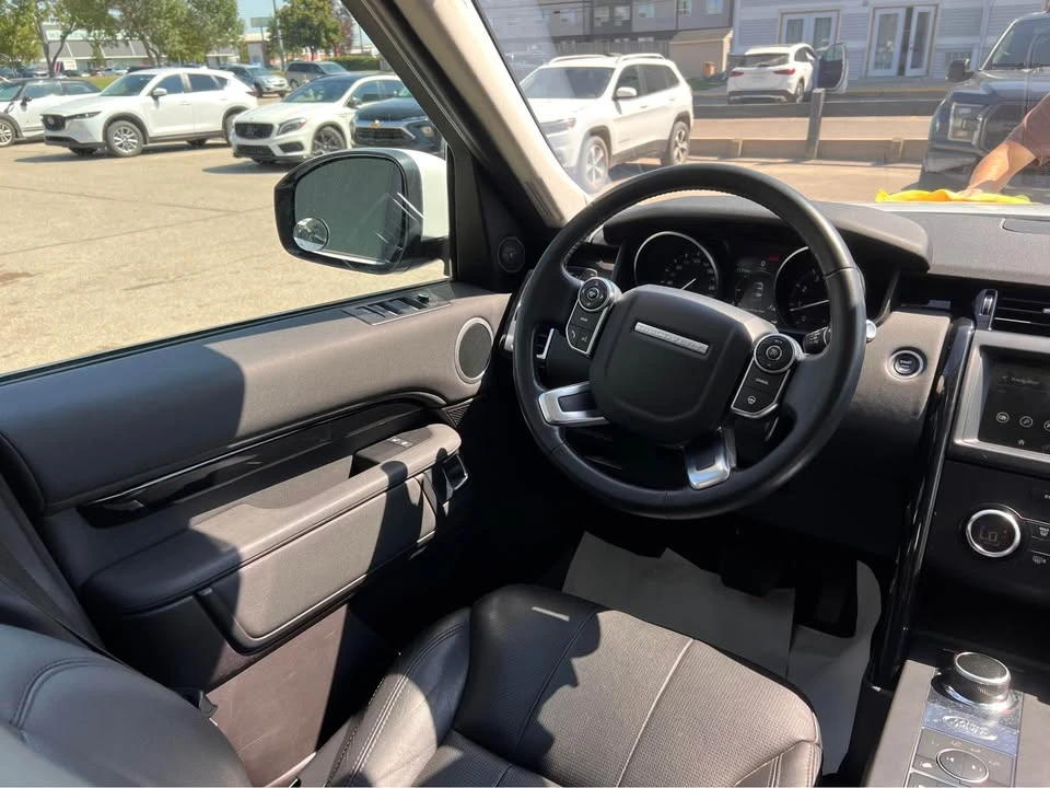 2018 Land Rover Discovery 5th Gen - Image 8 of 13