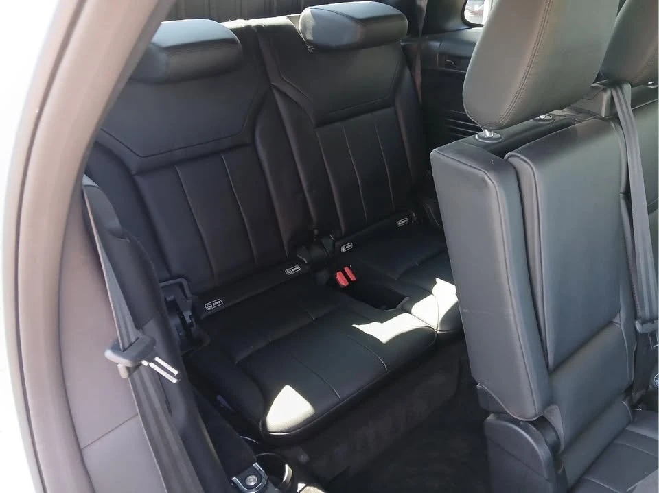 2018 Land Rover Discovery 5th Gen - Image 12 of 19