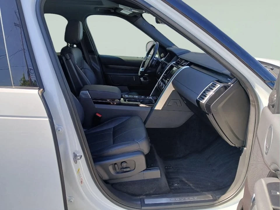 2018 Land Rover Discovery 5th Gen - Image 6 of 19