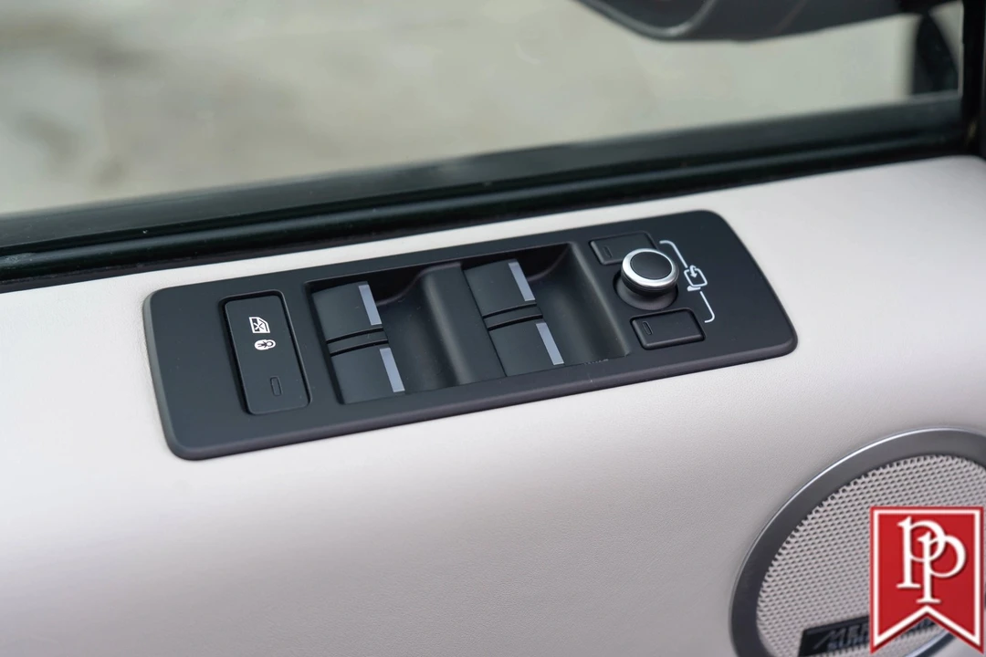 2018 Land Rover Discovery 5th Gen - Image 10 of 21