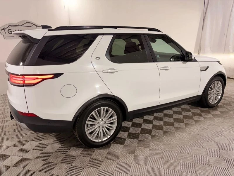 2018 Land Rover Discovery 5th Gen - Image 10 of 12